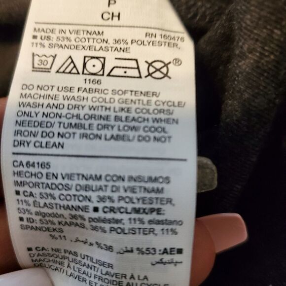 Nwt Old Navy gray yoga pants sz sm - Picture 3 of 4